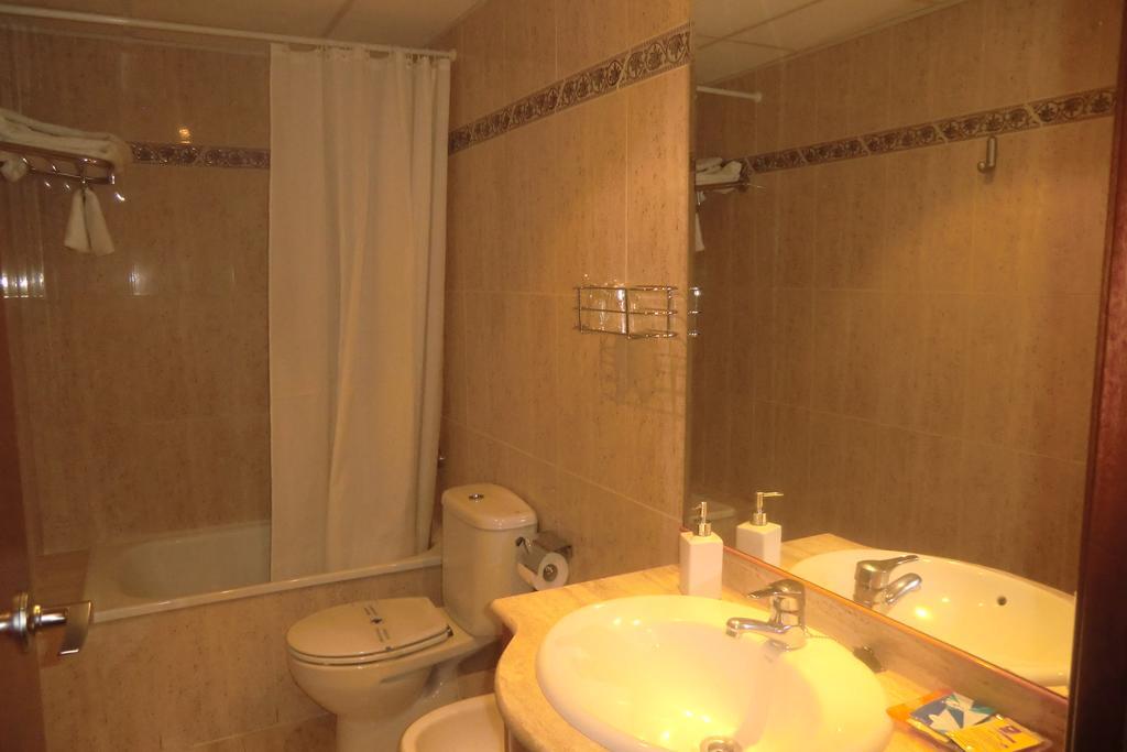 Hotel Vila Mar Cambrils Exterior foto